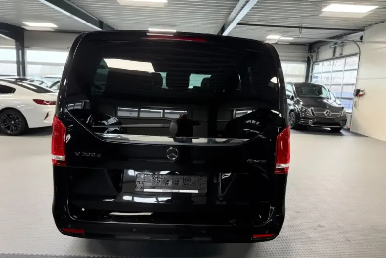 Mercedes-Benz V 300 (Clasa V) din 2023 cu 49.389 km - oferta MER188404 - foto 5