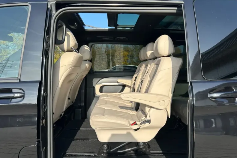 Mercedes-Benz V 300 (Clasa V) din 2023 cu 49.389 km - oferta MER188404 - foto 21