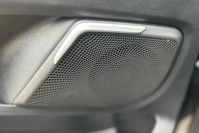 Mercedes-Benz V 300 (Clasa V) din 2023 cu 56.683 km - oferta MER188405 - foto 8