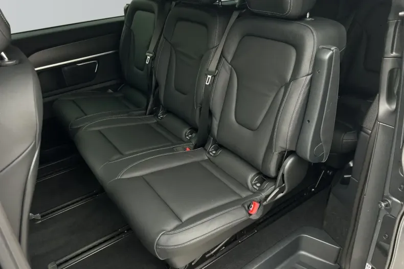 Mercedes-Benz V 300 (Clasa V) din 2023 cu 90.000 km - oferta MER188408 - foto 10