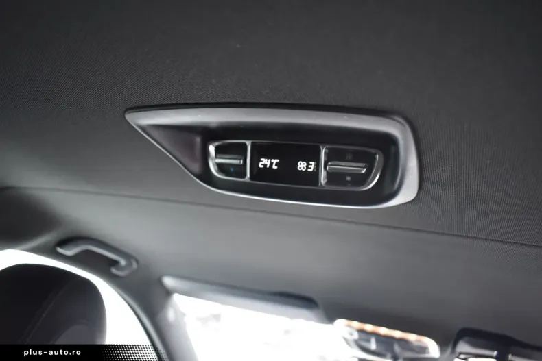 Mercedes-Benz V 300 (Clasa V) din 2022 cu 83.000 km - oferta MER188409 - foto 17