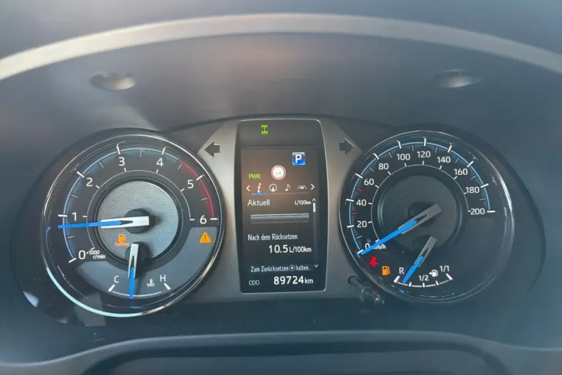 Toyota Hilux din 2022 cu 89.723 km - oferta TOY188417 - foto 13