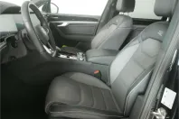 Volkswagen Touareg din 2024 cu 23.678 km - oferta VOL188423 - foto 8