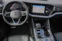Volkswagen Touareg din 2023 cu 17.500 km - oferta VOL188424 - foto 8
