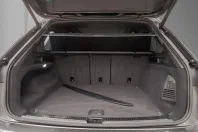 Volkswagen Touareg din 2022 cu 85.039 km - oferta VOL188426 - foto 6