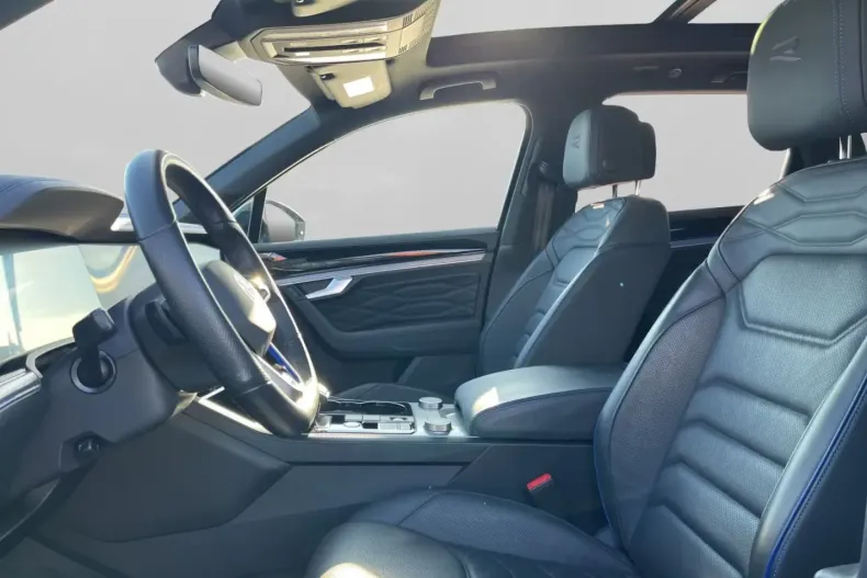 Volkswagen Touareg din 2022 cu 58.473 km - oferta VOL188427 - foto 10