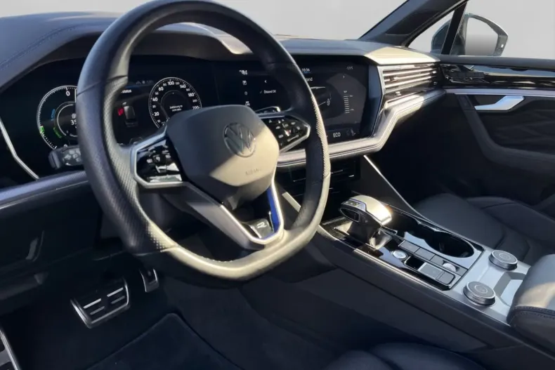 Volkswagen Touareg din 2022 cu 58.473 km - oferta VOL188427 - foto 13