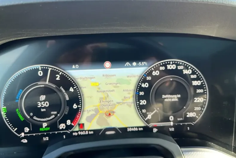 Volkswagen Touareg din 2022 cu 58.473 km - oferta VOL188427 - foto 17