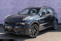 Lynk & Co 01 din 2025 cu 15.354 km - oferta LYN188433 - foto 1