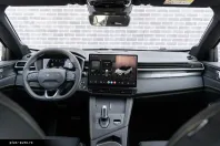 Lynk & Co 01 din 2025 cu 15.354 km - oferta LYN188433 - foto 2