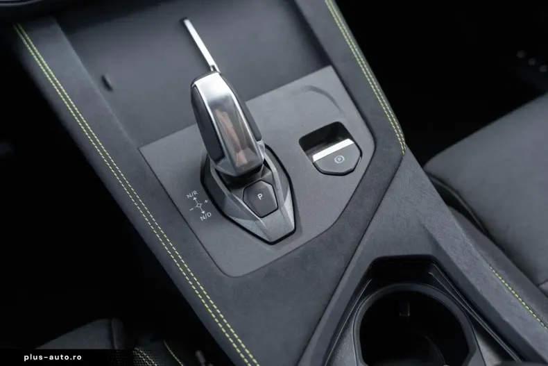 Lynk & Co 01 din 2025 cu 15.354 km - oferta LYN188433 - foto 19