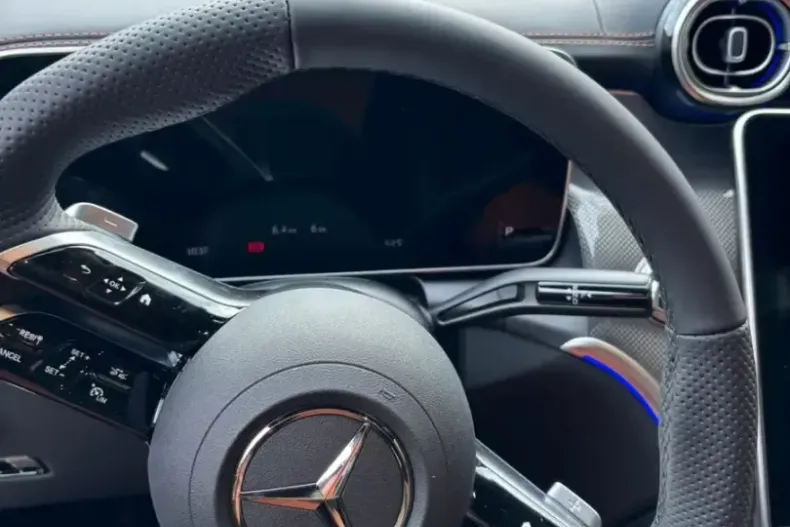 Mercedes-Benz GLC 200 (Clasa GLC) din 2026 cu 10 km - oferta MER188441 - foto 6