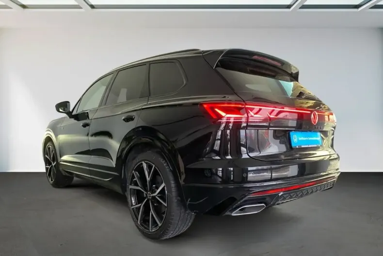 Volkswagen Touareg din 2024 cu 89.799 km - oferta VOL188442 - foto 3