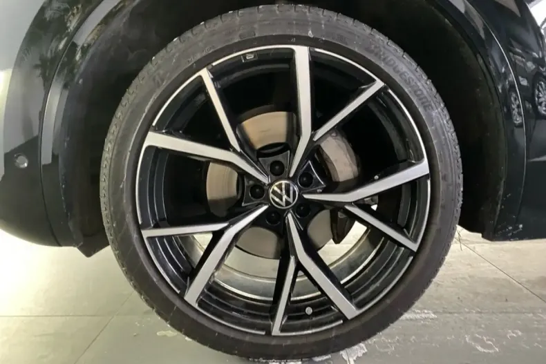 Volkswagen Touareg din 2024 cu 89.799 km - oferta VOL188442 - foto 19