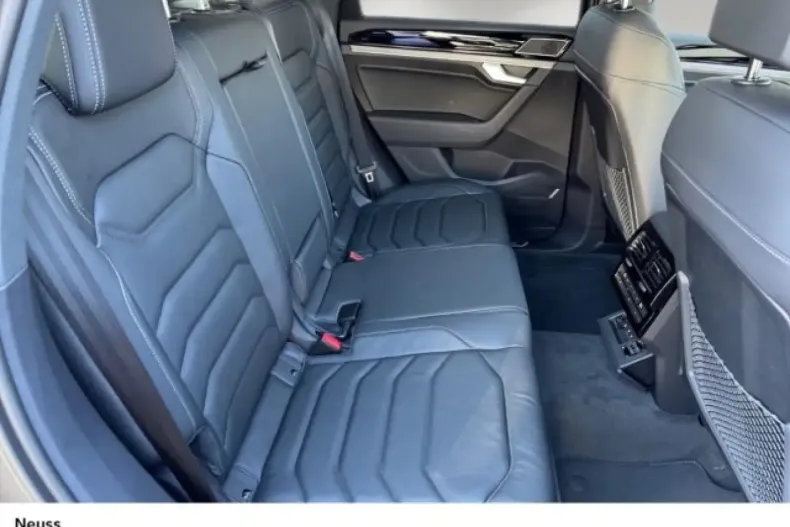 Volkswagen Touareg din 2025 cu 7.500 km - oferta VOL188443 - foto 6