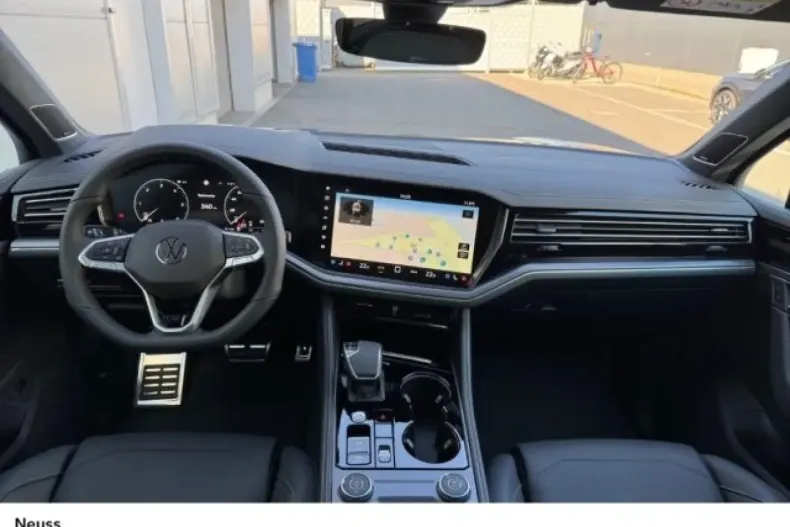 Volkswagen Touareg din 2025 cu 7.500 km - oferta VOL188443 - foto 14