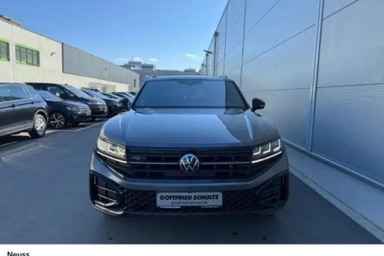 Volkswagen Touareg din 2025 cu 7.500 km - oferta VOL188443 - foto 17