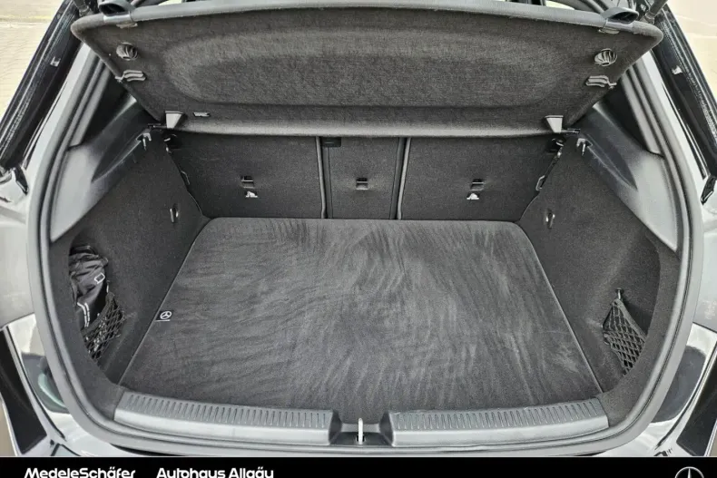 Mercedes-Benz A 180 (Clasa A) din 2024 cu 26.118 km - oferta MER188448 - foto 18