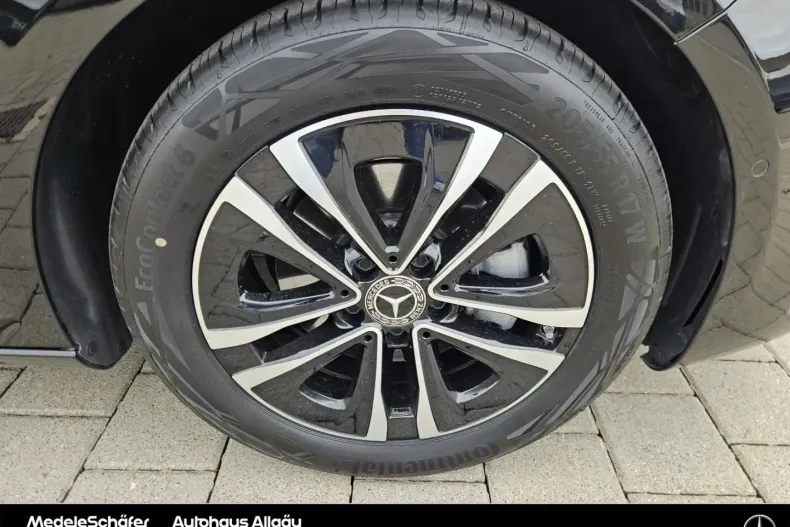 Mercedes-Benz A 180 (Clasa A) din 2024 cu 26.118 km - oferta MER188448 - foto 19