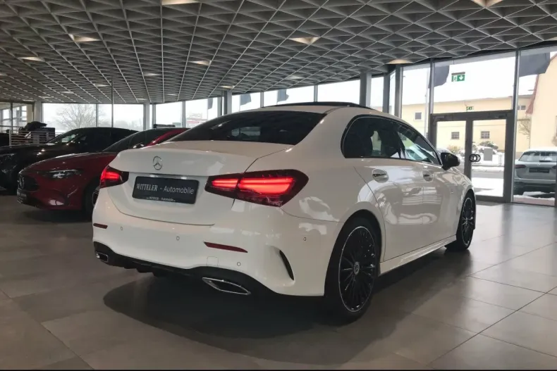 Mercedes-Benz A 180 (Clasa A) din 2024 cu 16.480 km - oferta MER188450 - foto 10