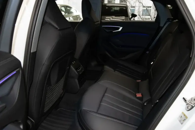 Audi A5 din 2025 cu 29.039 km - oferta AUD188452 - foto 10