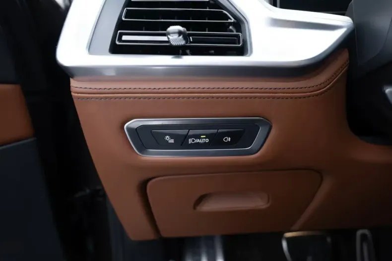 BMW X7 M60 (Seria X) din 2024 cu 32.893 km - oferta BMW188457 - foto 13