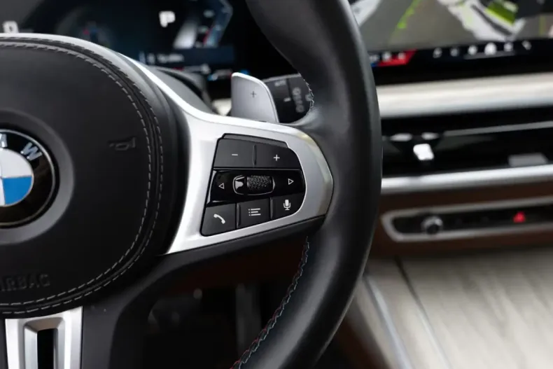 BMW X7 M60 (Seria X) din 2024 cu 32.893 km - oferta BMW188457 - foto 16