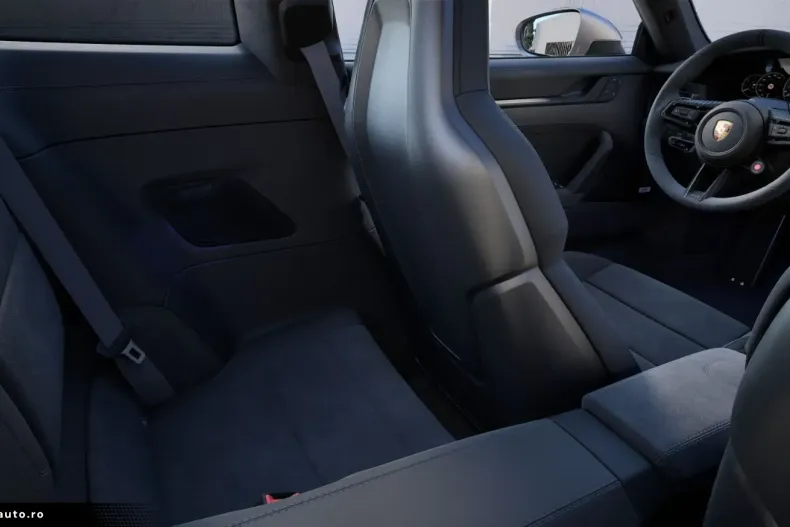 Porsche 911 din 2025 cu 1.500 km - oferta POR188460 - foto 7