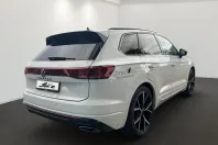 Volkswagen Touareg din 2024 cu 28.500 km - oferta VOL188463 - foto 4