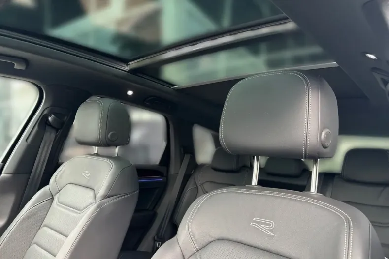 Volkswagen Touareg din 2024 cu 28.500 km - oferta VOL188463 - foto 14