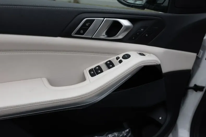 BMW X5 (Seria X) din 2022 cu 70.102 km - oferta BMW188464 - foto 6