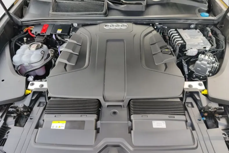 Audi Q8 din 2022 cu 122.435 km - oferta AUD188465 - foto 18