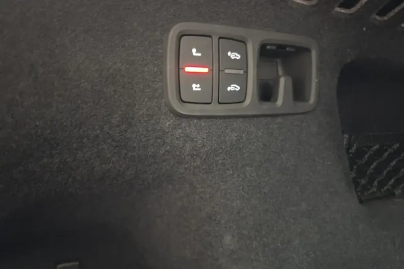 Audi SQ8 din 2023 cu 43.041 km - oferta AUD188470 - foto 22