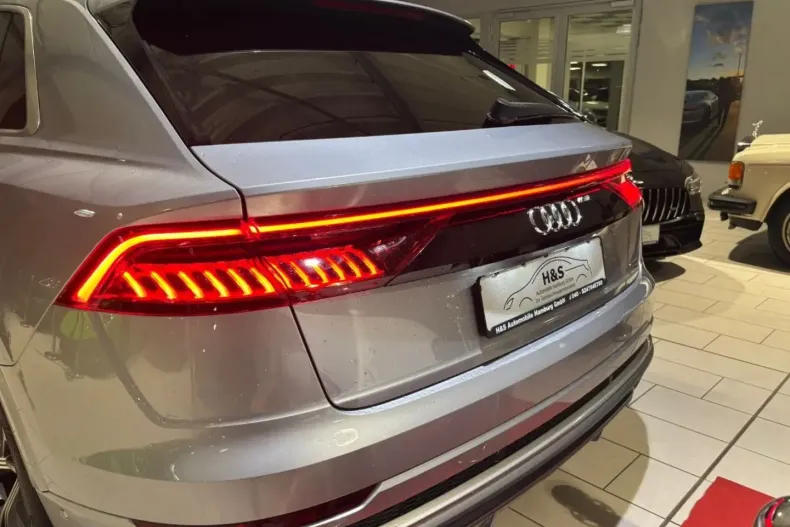 Audi Q8 din 2021 cu 113.480 km - oferta AUD188472 - foto 4