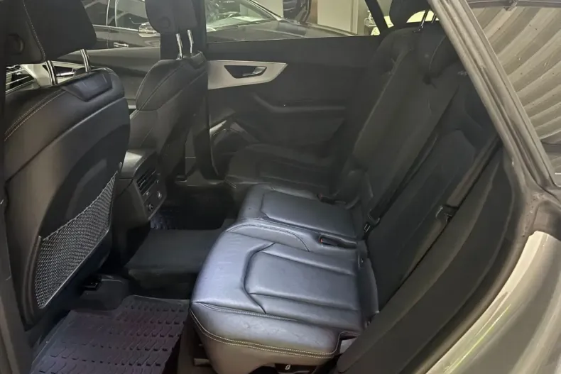 Audi Q8 din 2021 cu 113.480 km - oferta AUD188472 - foto 10