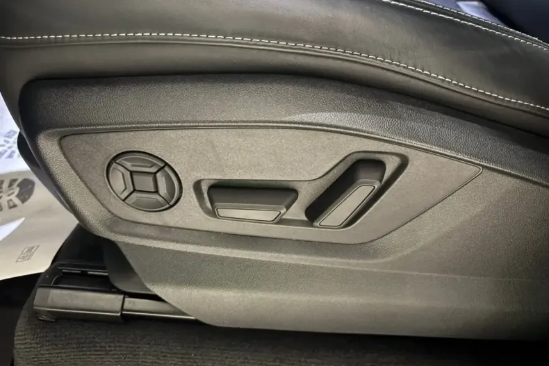 Audi Q8 din 2021 cu 113.480 km - oferta AUD188472 - foto 14