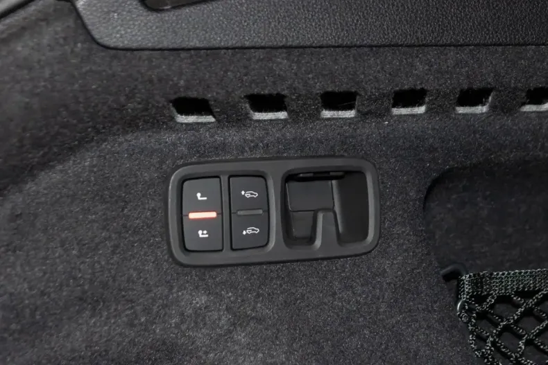 Audi SQ8 din 2024 cu 40.008 km - oferta AUD188474 - foto 9