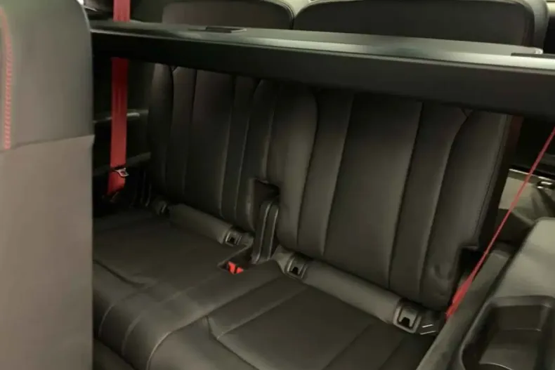 Audi SQ7 din 2025 cu 12.700 km - oferta AUD188475 - foto 18