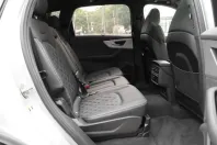 Audi SQ7 din 2024 cu 12.030 km - oferta AUD188479 - foto 8