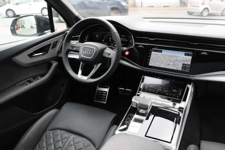 Audi SQ7 din 2024 cu 12.030 km - oferta AUD188479 - foto 9