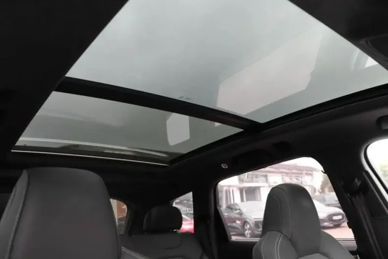 Audi SQ7 din 2024 cu 12.030 km - oferta AUD188479 - foto 12