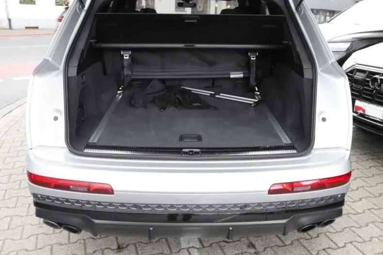 Audi SQ7 din 2024 cu 12.030 km - oferta AUD188479 - foto 18