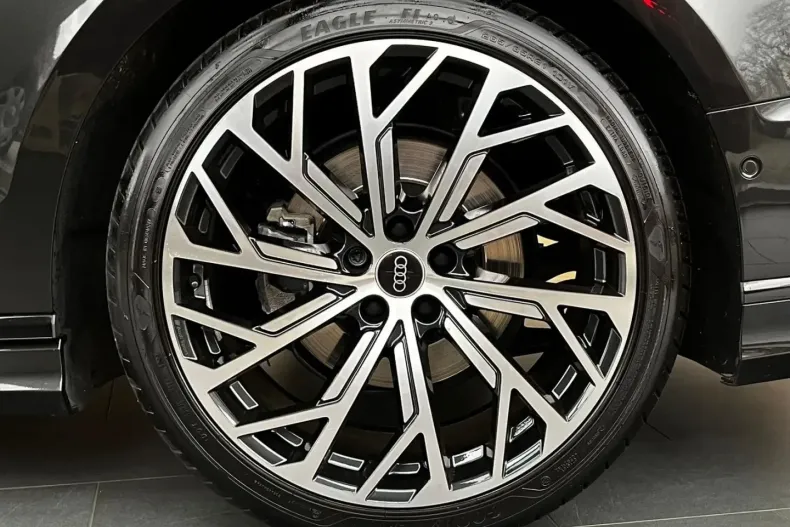 Audi A8 din 2023 cu 37.000 km - oferta AUD188491 - foto 39