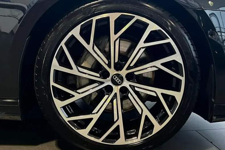 Audi A8 din 2023 cu 37.000 km - oferta AUD188491 - foto 40