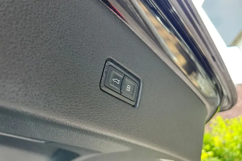 Audi Q8 din 2021 cu 112.500 km - oferta AUD188498 - foto 8