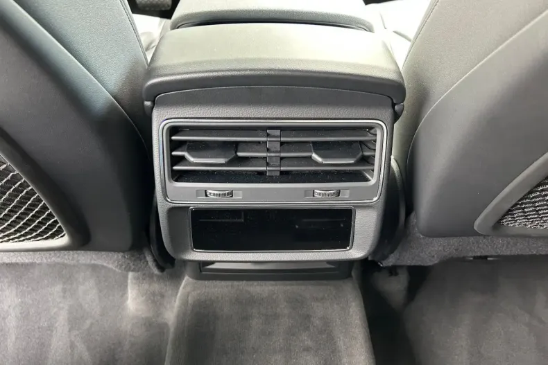 Audi Q8 din 2021 cu 112.500 km - oferta AUD188498 - foto 14