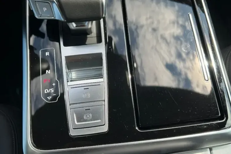 Audi Q8 din 2021 cu 112.500 km - oferta AUD188498 - foto 22