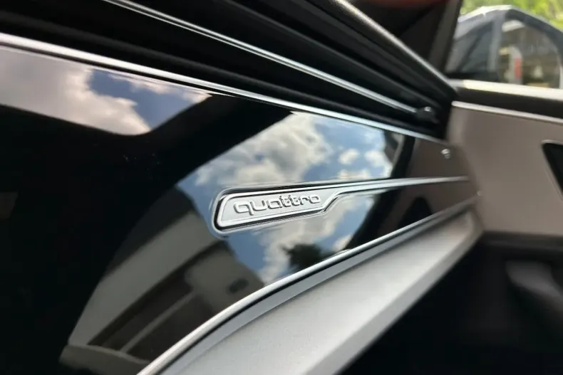 Audi Q8 din 2021 cu 112.500 km - oferta AUD188498 - foto 27