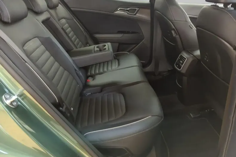 Kia Sportage din 2023 cu 29.750 km - oferta KIA188502 - foto 18