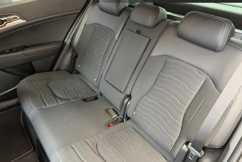 Kia Sportage din 2024 cu 23.090 km - oferta KIA188504 - foto 13